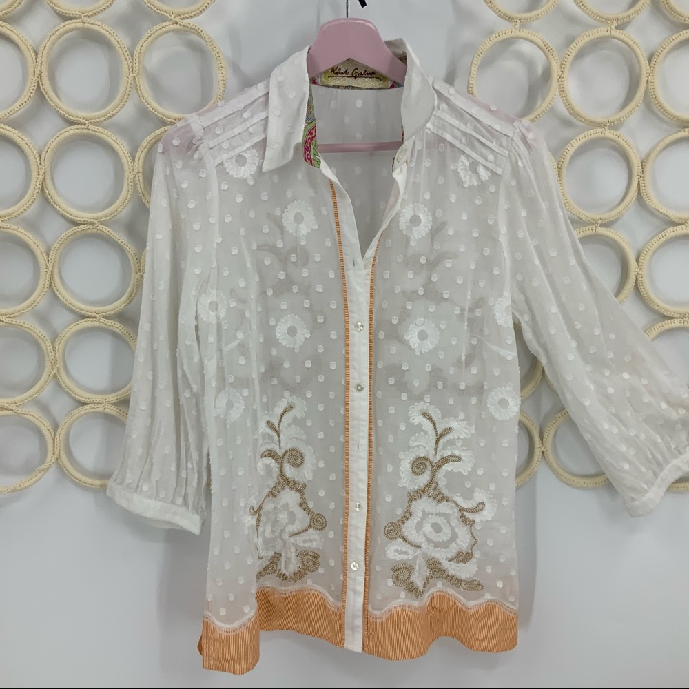 Robert Graham button front embroidered blouse M
